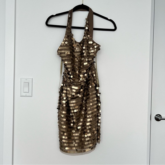 BCBG Max Azria bronze sequin shift dress.
Size XXS. - Picture 3 of 6